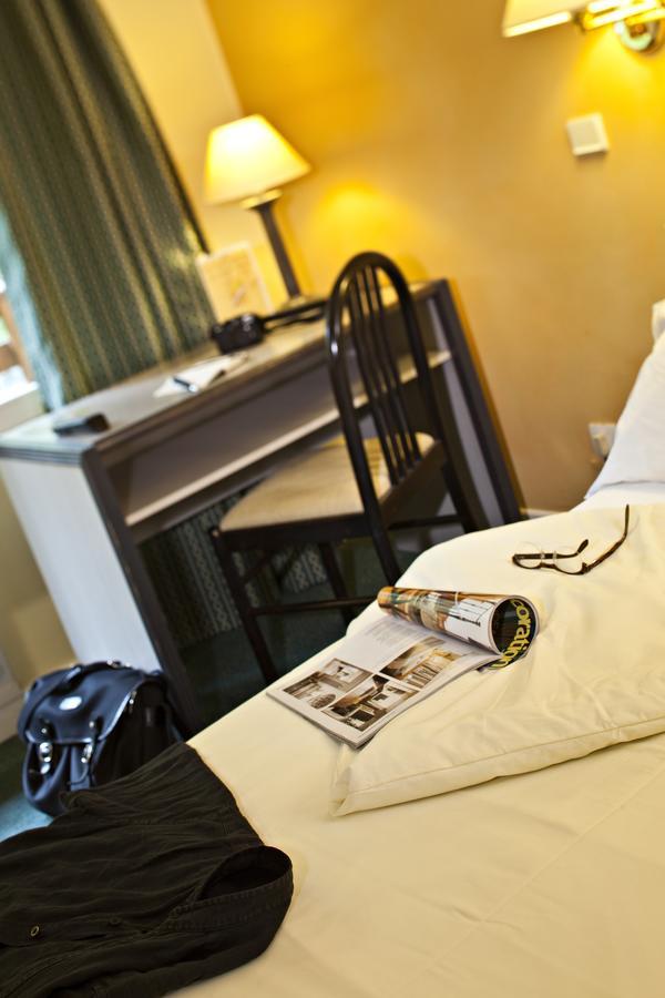 Hotel Athena Brides-les-Bains Bagian luar foto